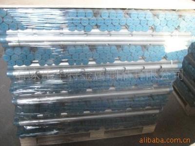 专业加工英、美标螺纹碳钢钻孔管外丝，带塑料帽——石家庄华特金属制品有限公司